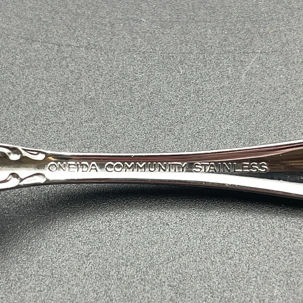 Oneida Community Chantelaine Stainless Teaspoons Lot of 5 Replacement